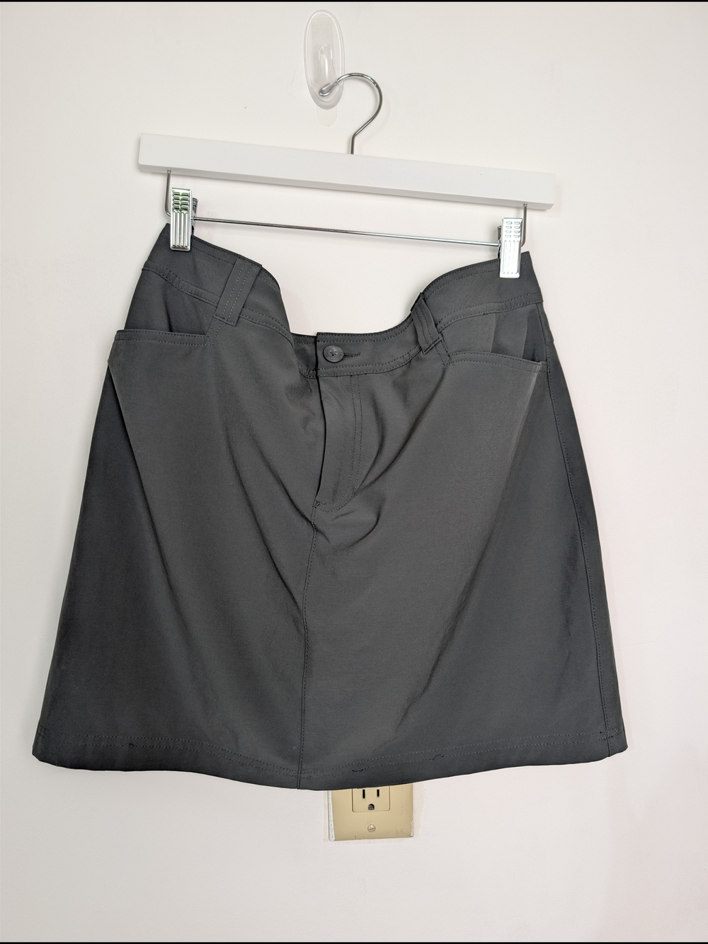 Eddie Bauer Dark Gray‎ Skort Skirt Size 10 Hiking Outdoor